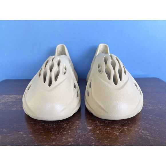 Adidas Yeezy Foam RNR Runner “Sulfur” Men’s Size 12 GV6775 main image 4